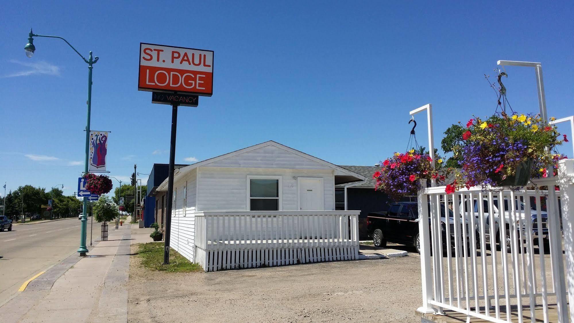 St. Paul Lodge Exterior photo